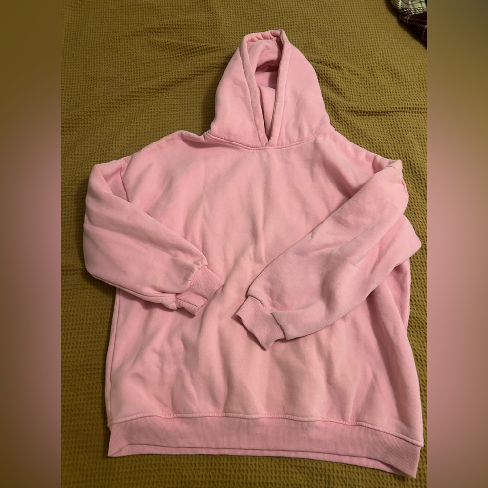 Oversized pink hoodie